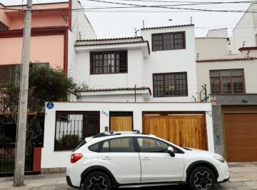 Casa de 4 habitaciones, Lima · Casa de 298 m² con 4 Dorm. en Alquiler en San Antonio