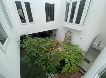 Casa · 538m² · 3 Dormitorios · 6 Estacionamientos · Casa en Venta en El Olivar de San Isidro