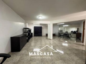 Casa · 345m² · 5 Dormitorios · 2 Estacionamientos · Vendo Casa Remodelada en San Borja - Cerca a Parques