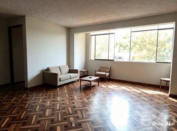 Departamento · 100m² · 3 Dormitorios · 3 Estacionamientos · Departamento 203 en Venta | Santiago de Surco 100 m²