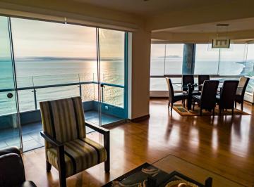 Departamento · 190m² · 3 Dormitorios · 2 Estacionamientos · Dpto. con Vista Al Mar en Miraflores