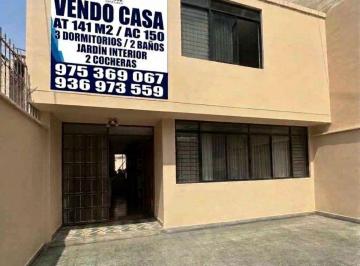Casa de 3 habitaciones, Lima · Vendo Casa 2 Pisos + Jardin Interior + 2 Cocheras
