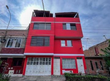 Casa de 9 habitaciones, Callao · Casa 3 Pisos de A. T 180 m² A. C 571 m² con 9 Habitaciones en Venta en Callao