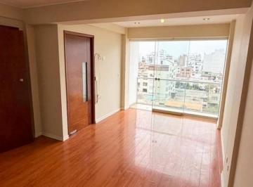 Departamento · 72m² · 2 Dormitorios · 1 Estacionamiento · Departamento en Surquillo