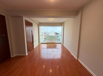 Departamento · 72m² · 2 Dormitorios · 1 Estacionamiento · Departamento en Surquillo