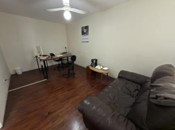 Departamento de 6 habitaciones, Lima · Casa Comercial 187 m² en San Isidro | Usd $360,000 | Sin Cochera | 3 Pisos (Sin Ascensor)
