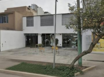 Local comercial · 250m² · 1 Estacionamiento · Alquilo Espectacular Local de 250 m², Av Mariscal La Mar 769, Miraflores