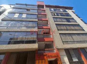 Departamento · 90m² · 3 Dormitorios · Departamento Amoblado en Alquiler en Segundo Piso en Jr. Torres Paz 300 (C. Melendres)