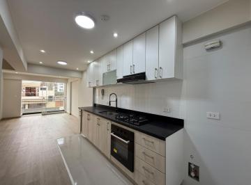 Departamento · 65m² · 2 Dormitorios · 1 Estacionamiento · Estreno, Balcón y Cochera en Urb La Calera - Surquillo