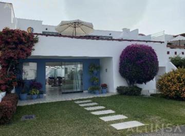 Casa · 190m² · 5 Dormitorios · 2 Estacionamientos · Casa en Playa Puerto Viejo
