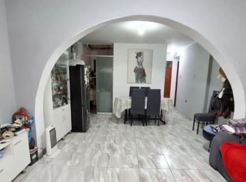 Casa de 10 habitaciones, Lima · Casa de 3 Pisos 120 m² con 10 Habitaciones en Venta en San Juan de Lurigancho