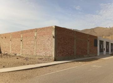 Terreno / Lote , Lima · Venta | Terreno 345.48 m² con 75 m² Construidos | Santa Rosa - Lima