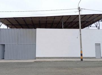 Nave industrial · 2030m² · 10 Estacionamientos · Alquiler de Moderno Local Industrial 2030 m² Nuevo Chimbote