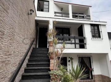 Foto 1 · Exclusividad en Casuarinas Sur, 165 m² en Segundo Piso