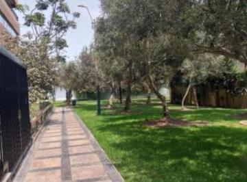Terreno / Lote · 498m² · Venta de Terreno por El Parque El Olivar en San Isidro