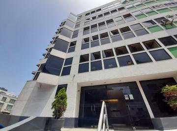 Oficina comercial , Lima · Venta Consultorio Medico Junto a Prestigiosa Clinica El Golf, Trujillo