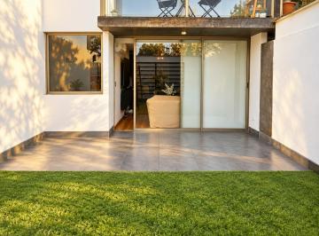 Departamento · 115m² · 3 Dormitorios · 1 Estacionamiento · Venta de Dpto. en Primer Piso con Terraza y Jardín en Surco Cerca a El Polo