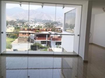 Departamento de 5 habitaciones, Lima · Venta de Departamento Duplex Primer Piso - La Molina Real