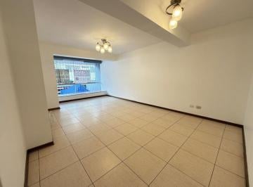 Departamento de 3 habitaciones, Lima · Venta Departamento en 1er Piso con Patio Interno en Pueblo Libre