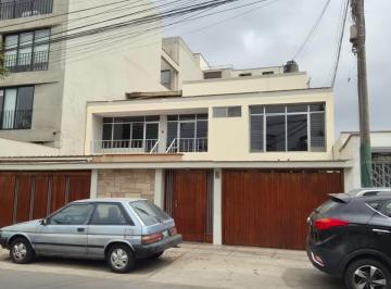 Departamento de 4 habitaciones, Lima · Oficina en Alquiler Sin Amoblar, San Isidro (Puerta Cerrada)