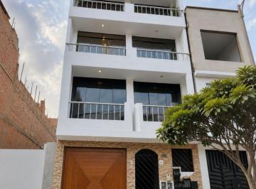 Departamento de 3 habitaciones, Lima · Departamento de 115 m² con 3 Dorm. en Venta en Comas