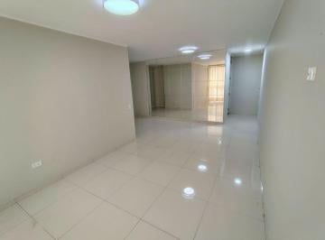Departamento de 3 habitaciones, Lima · Alquilo Departamento Remodelado en San Miguel 75 m² de 3 Dorm.