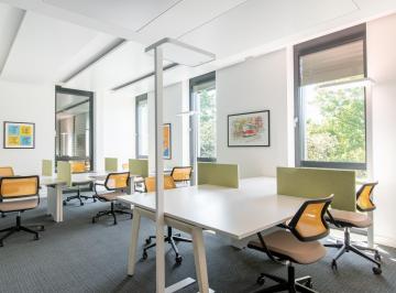 Oficina comercial · 10m² · Reserva un Puesto de Coworking o Hot Desk en Lima, Conquistadores