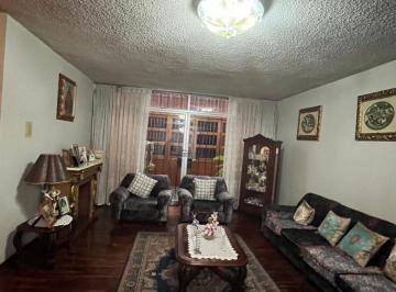 Casa de 4 habitaciones, Lima · Vendo Linda Casa en Jr. Gozzoli - San Borja Sur