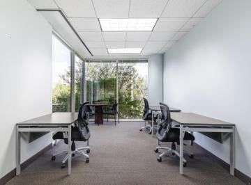 Oficina comercial · 15m² · Oficina Privada Adaptada a Las Necesidades Únicas de Tu Negocio en Lima, Leuro