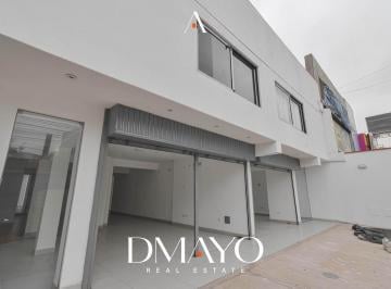 Local comercial · 111m² · 2 Estacionamientos · Alquiler Local Comercial Frente a U. Lima y Centro Gastronómico El Refugio