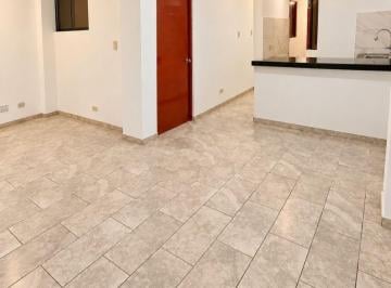 Departamento de 5 habitaciones, Lima · Departamento de 115 m² con 5 Dorm. en Venta en Alameda del Pinar, Comas