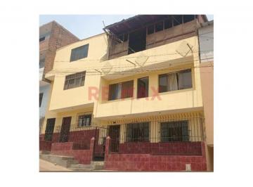 Casa de 6 habitaciones, Lima · Venta de Casa de 246 m² Construidos Sobre Terreno de 200 m² en Independencia