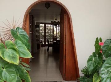 Casa · 160m² · 4 Dormitorios · 3 Estacionamientos · Casa en San Borja