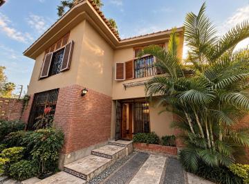 Casa · 207m² · 3 Dormitorios · 2 Estacionamientos · Alquiler Casa en El Olivar, San Isidro