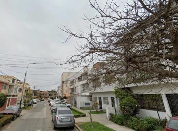 Casa de 7 habitaciones, Lima · Se Vende Casa Como Terreno en Pueblo Libre Cerca Parque Las Americas