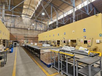 Nave industrial · 3536m² · I - 549 Local Industrial en Urb. Bocanegra