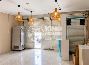 Local comercial · 70m² · Local Comercial de 70 m² en Alquiler en Av Tomás Valle