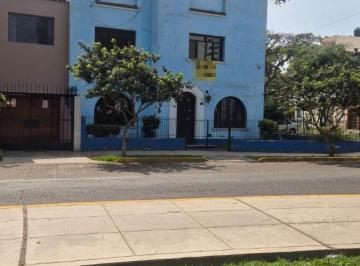 Casa de 9 habitaciones, Lima · Casa en Venta – Jesús María | Frente a Parque