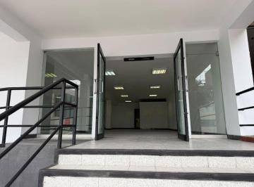 Local comercial , Lima · Local Comercial 172 m² 1er. Piso Puerta Calle 10x12 4 Estacionamientos