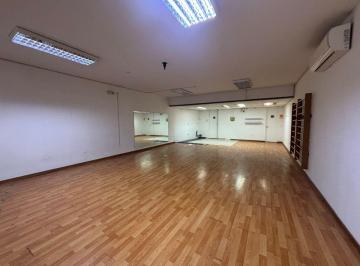 Local comercial , Lima · Local Comercial de 78 m² con Dos Baños - Edificio con Ascensor