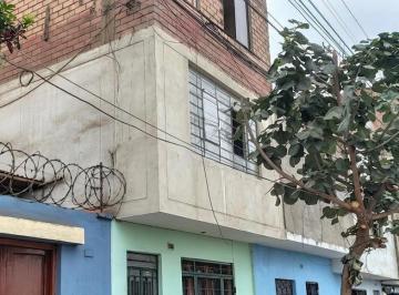 Casa · 120m² · 4 Dormitorios · En Venta Micro - Edificio de 3 Pisos + Azotea con 4 Partidas Independientes en Sunarp