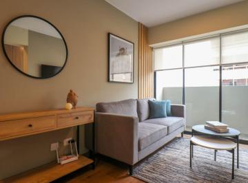 Departamento de 2 habitaciones, Lima · Depa Amoblado + Estacionamiento en Miraflores | 69.7 m² · Rentando + $1,000 Usd/mes