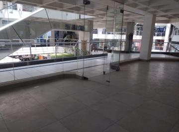 Local comercial , Arequipa · Mercaderes; Local Comercial en Galerías Importantes