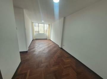 Departamento de 3 habitaciones, Lima · Vendo Departamento de 68 m² en Surco: Conectividad | Frente a Wong y a Pasos del Metro