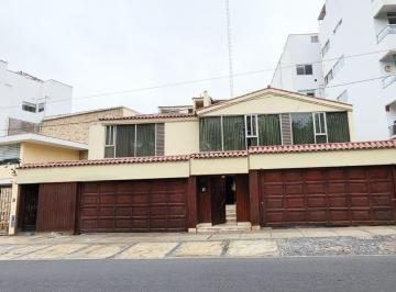 Casa de 5 habitaciones, Lima · Excelente Oportunidad de Inversión Casa Como Terreno en La Aurora, Miraflores