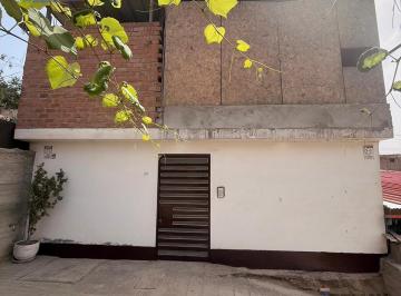 Casa · 160m² · 3 Dormitorios · Venta Casa 160 m² Mariano Melgar Vmt