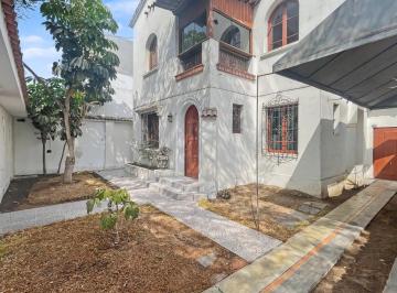 Casa · 453m² · 4 Dormitorios · 3 Estacionamientos · Casa en San Isidro