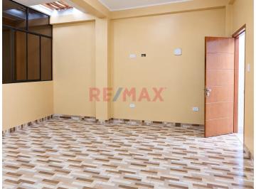 Departamento · 95m² · 3 Dormitorios · ¡Alquiler de Departamento en 1er Piso con Entrada Independiente – Carabayllo!