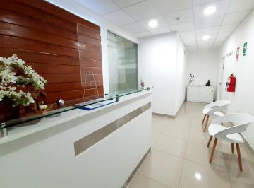 Oficina comercial · 155m² · 8 Dormitorios · 6 Estacionamientos · Oficina en Edificio Empresarial Benavidez - Miraflores Enalquiler