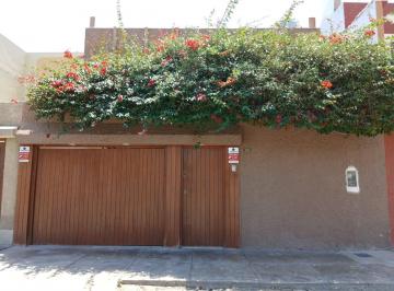 Casa de 3 habitaciones, Chiclayo · Venta Casa de 3 Pisos en Chiclayo